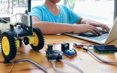 上海童程童美 網(wǎng)絡(luò)投資管理與教育咨詢的新趨勢(shì)